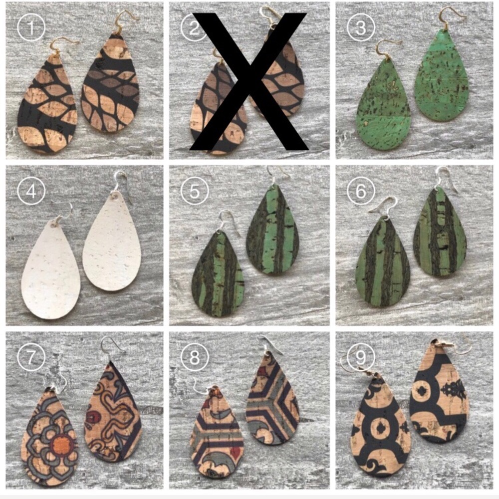 🔵Small Teardrop Handmade Earrings